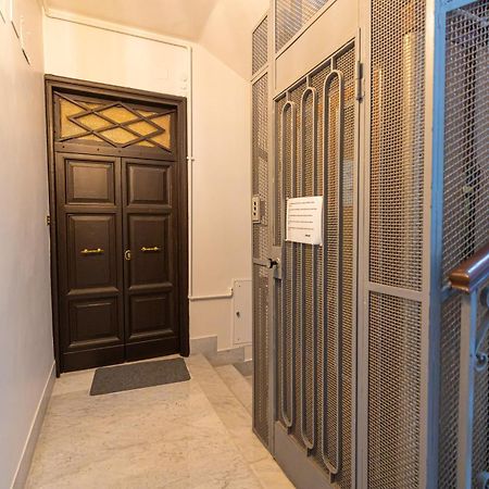 Adriana Sweet Apartment Rome Bagian luar foto